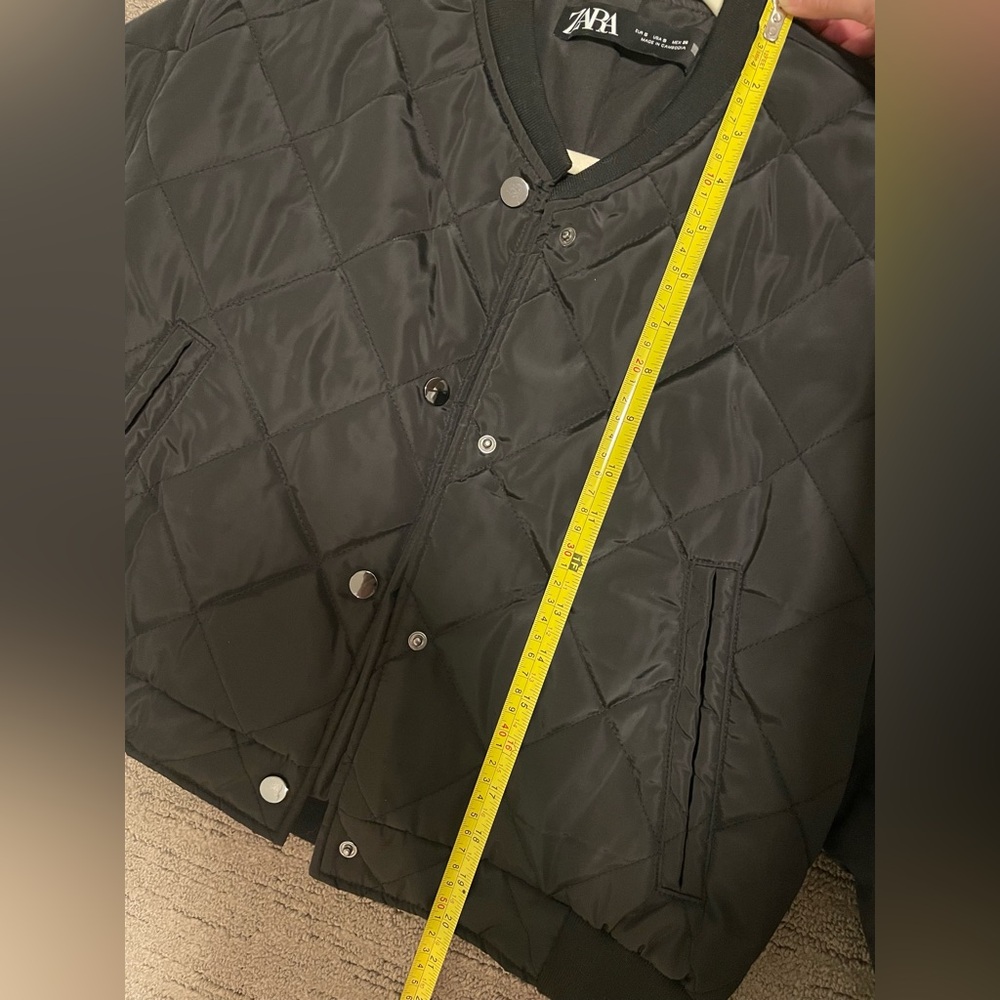 Zara Black Quilted Bomber Jacket - Cropped Lightweight Fall Jacket - Picture 5 of 5